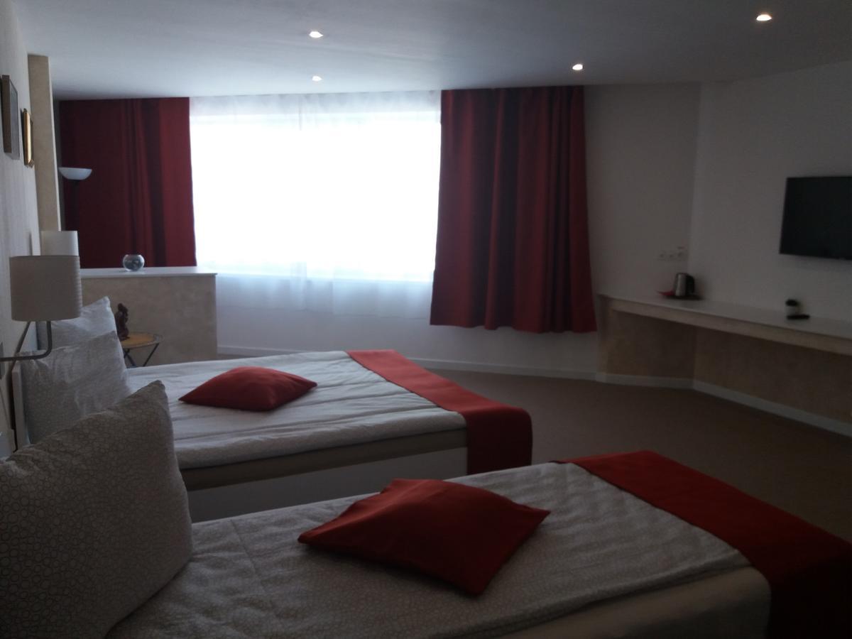 Csiki Hotel 密古雷休治 外观 照片
